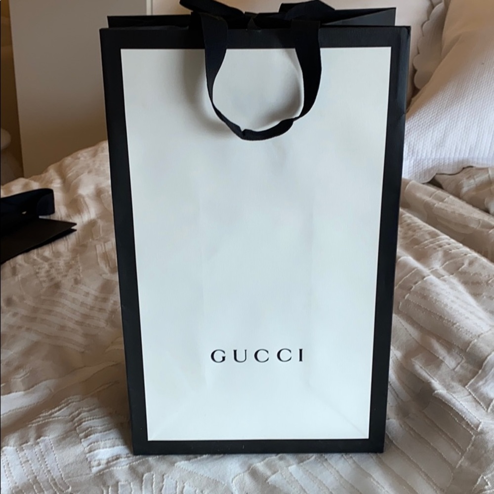 COPY - Gucci shopping bag